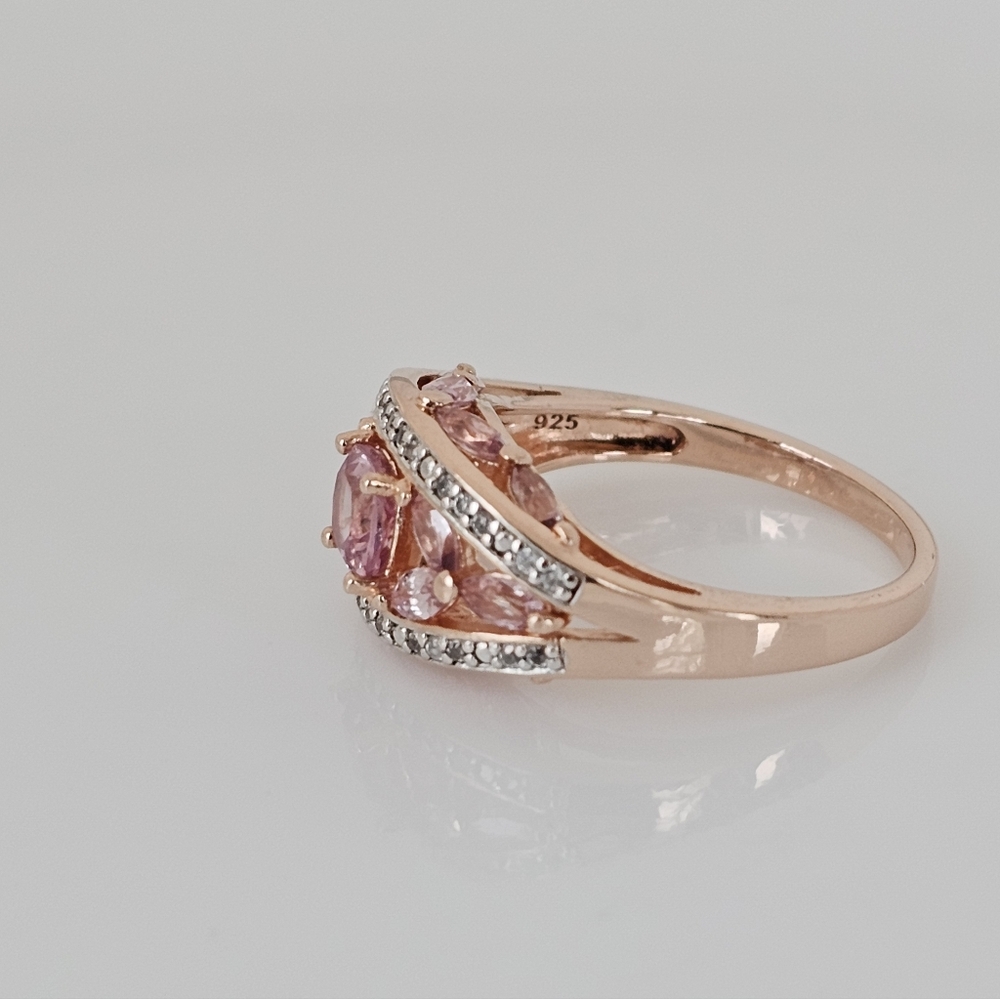 Natural Color Shift Garnet Ring 18K Rose Gold Vermeil Size 7.5! - Picture 2 of 8